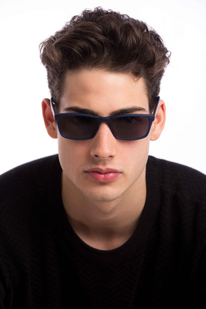 Man Wearing Hudson Sunglasses (Grey)